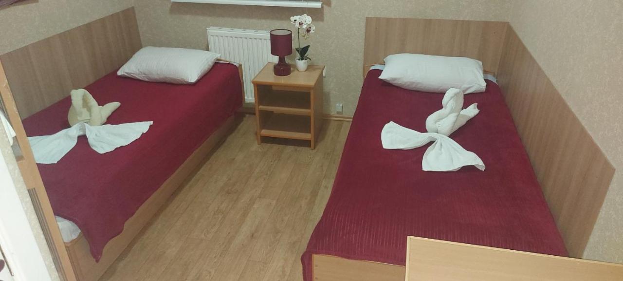Pauza Motel Tarnowo Podgórne Buitenkant foto