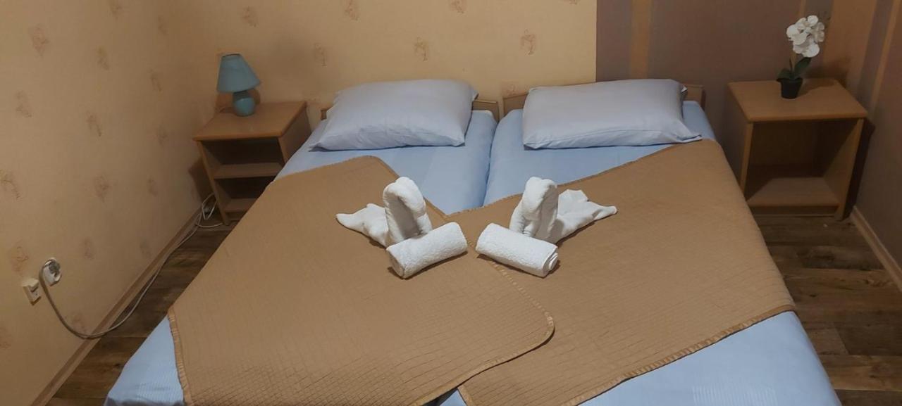 Pauza Motel Tarnowo Podgórne Buitenkant foto