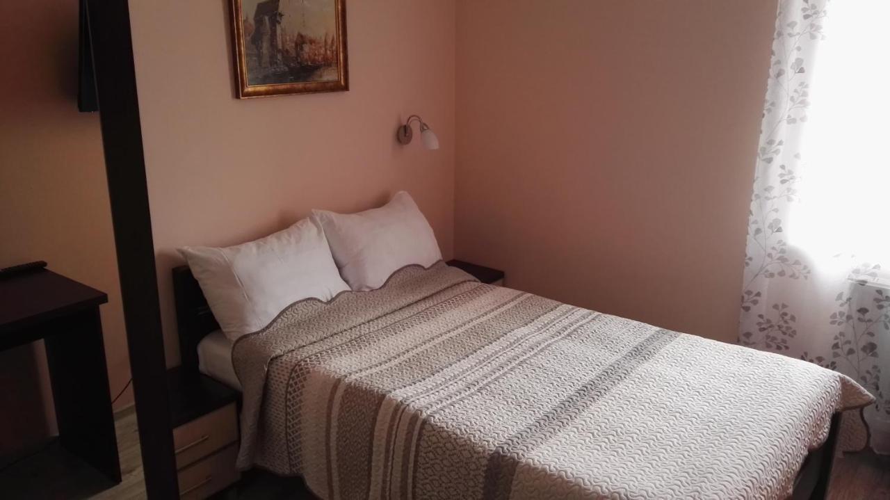 Pauza Motel Tarnowo Podgórne Buitenkant foto